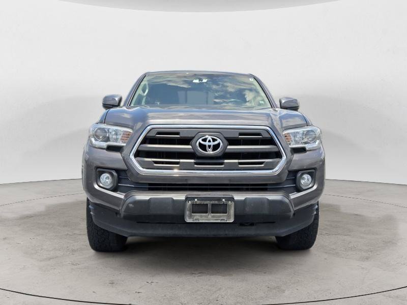 Used 2017 Toyota Tacoma SR5 w/ Tow Package AWD/4WD image 8