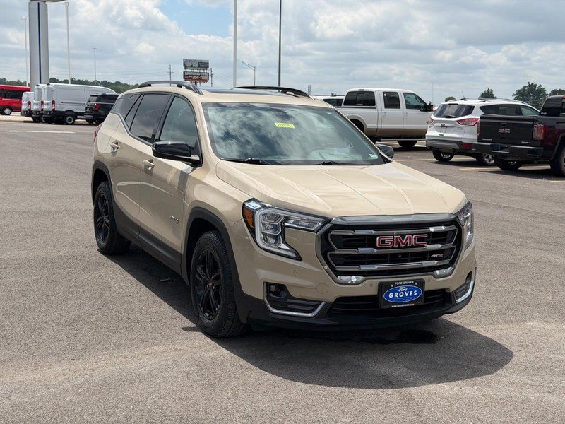 Used 2022 GMC Terrain AT4 w/ Infotainment Package II AWD/4WD image 3