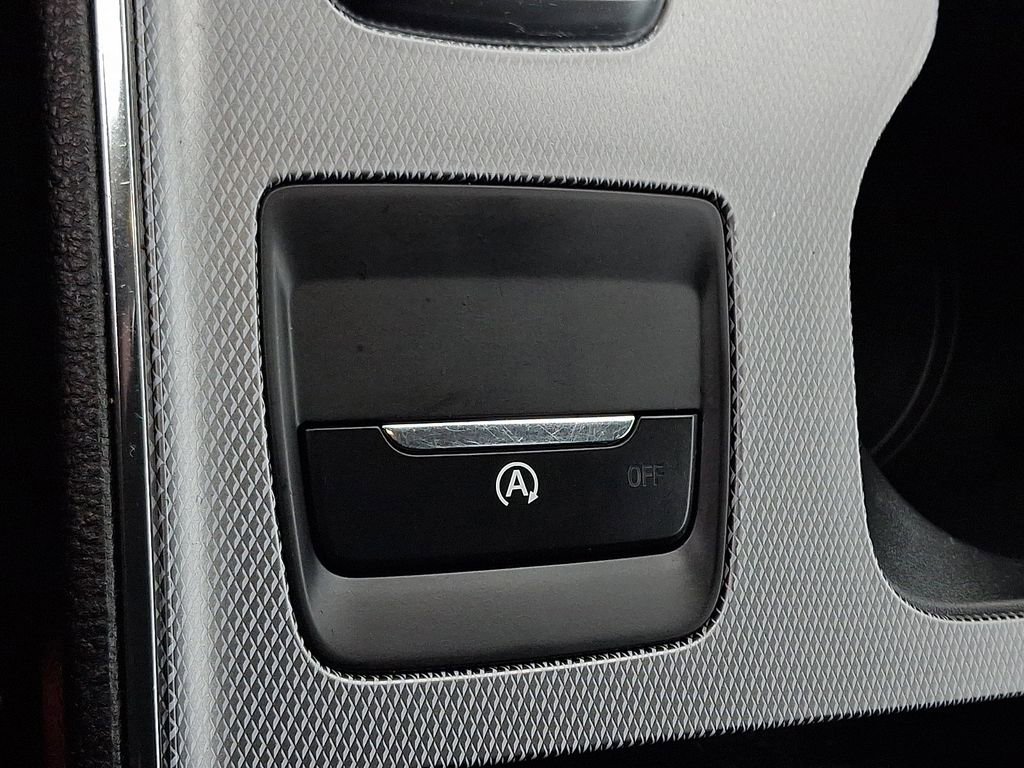 Certified 2021 Ford Edge SEL w/ Convenience Package image 24