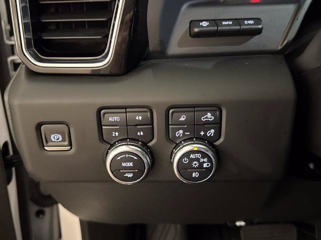 Used 2024 GMC Sierra 1500 Denali w/ Denali Reserve Package AWD/4WD image 21