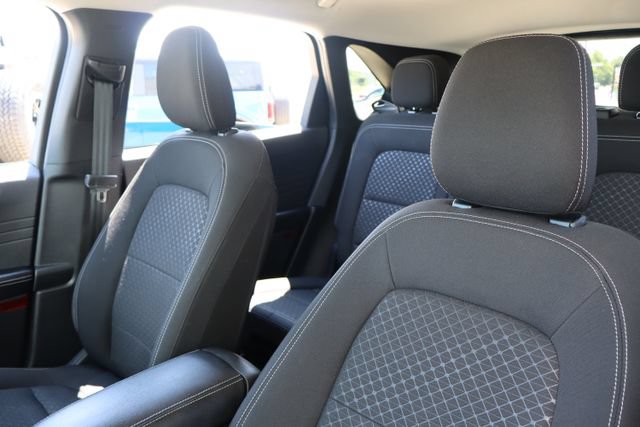 Certified 2024 Ford Escape Active AWD/4WD image 17