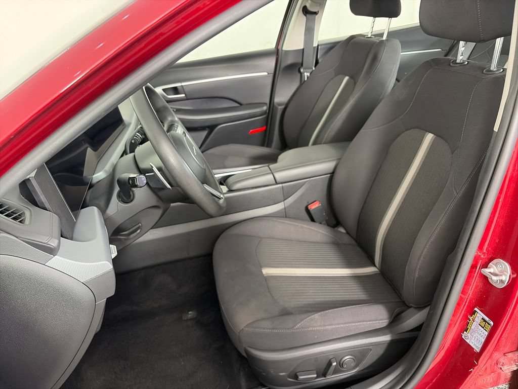 Used 2024 Hyundai Sonata SEL FWD image 11