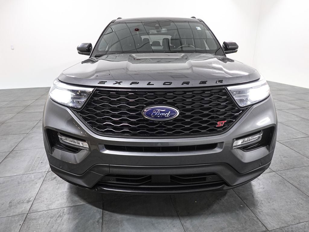Certified 2024 Ford Explorer ST w/ Technology Package AWD/4WD image 2