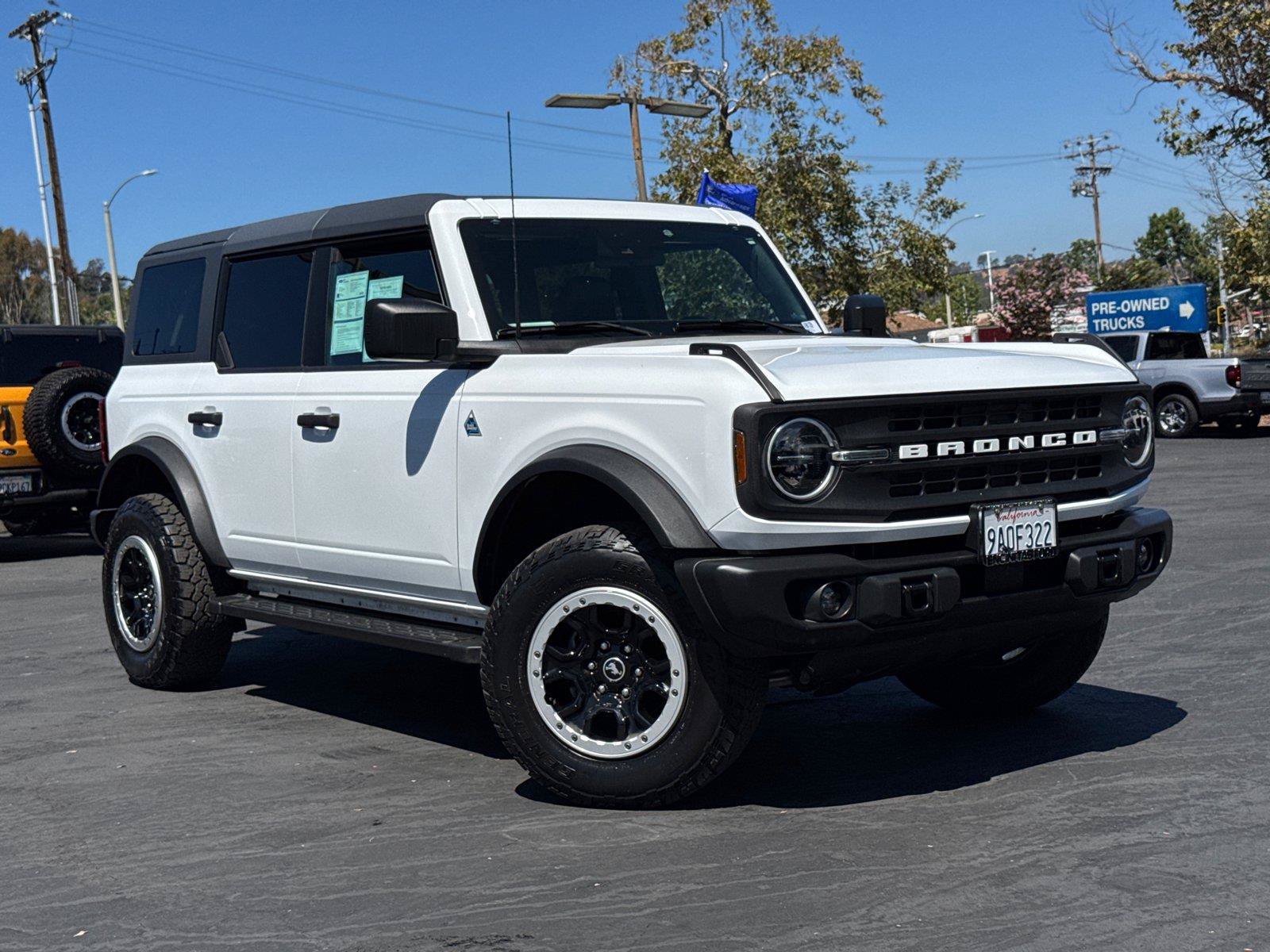 Certified 2022 Ford Bronco Black Diamond AWD/4WD image 2