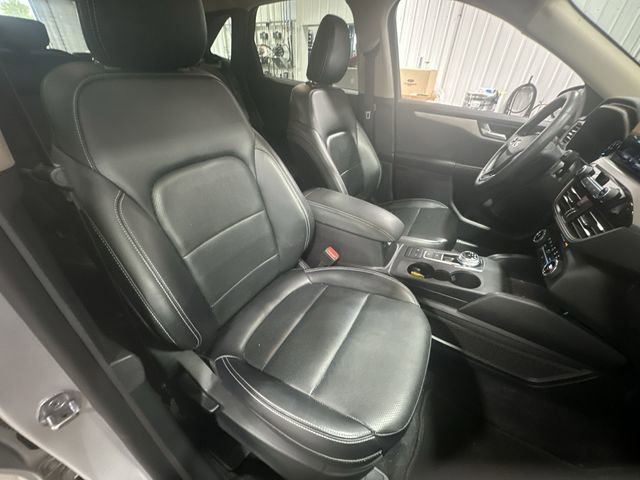 Certified 2020 Ford Escape SEL FWD image 32