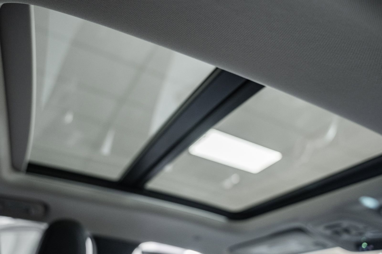 Used 2023 Buick Encore GX Essence w/ Experience Buick Package image 37