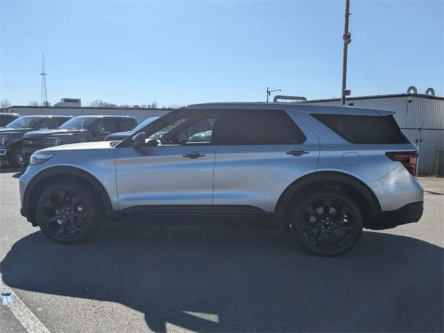 Certified 2021 Ford Explorer ST w/ Equipment Group 401A image 6