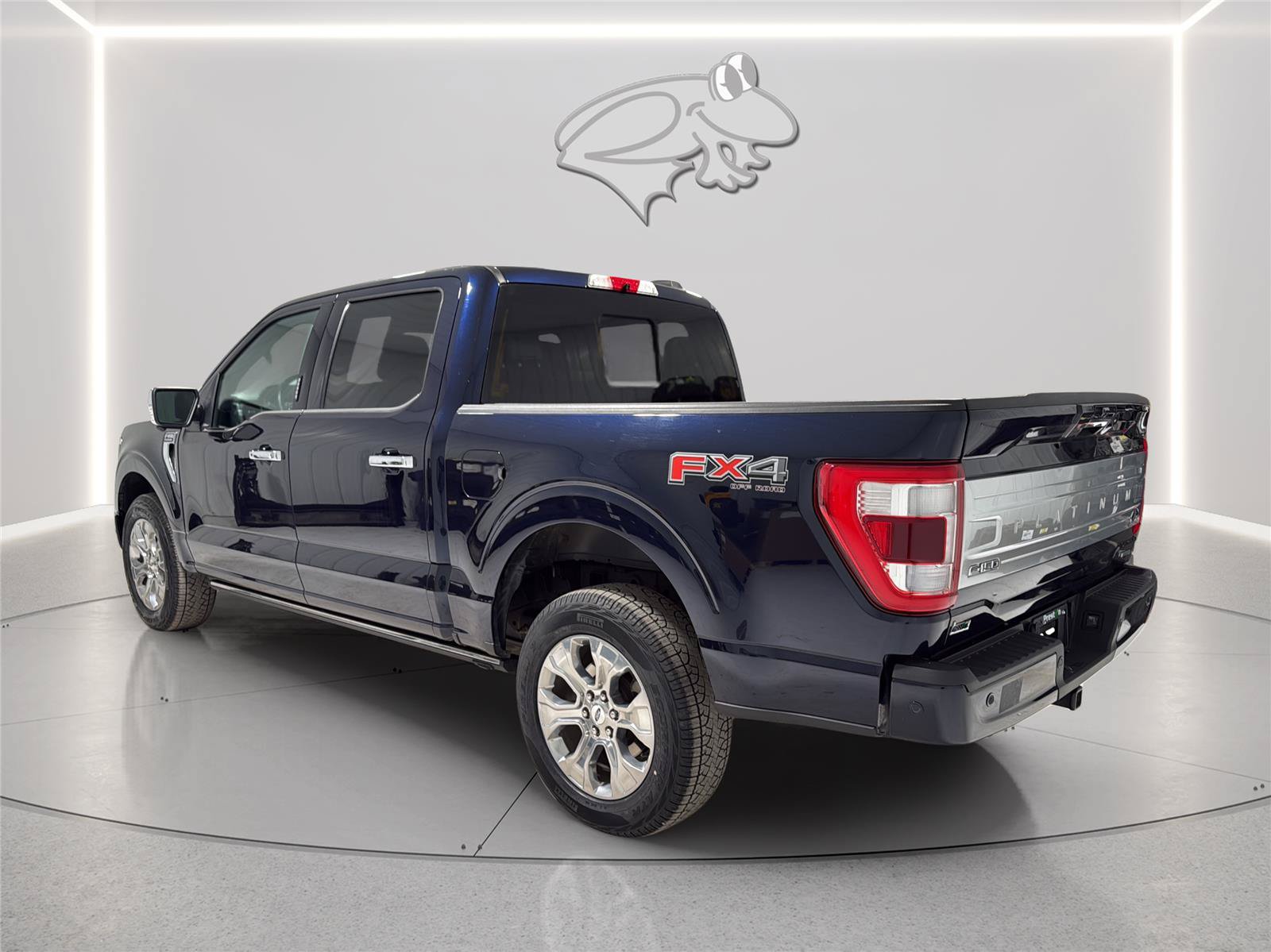 Certified 2022 Ford F150 Platinum w/ Equipment Group 701A High AWD/4WD image 3