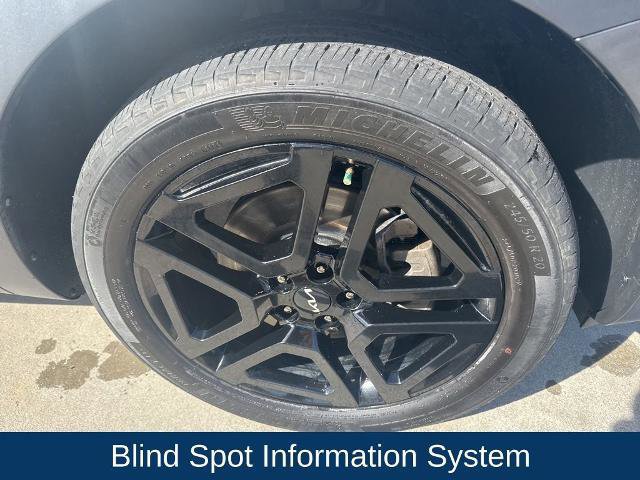 Used 2024 Kia Telluride SX X-Line image 9