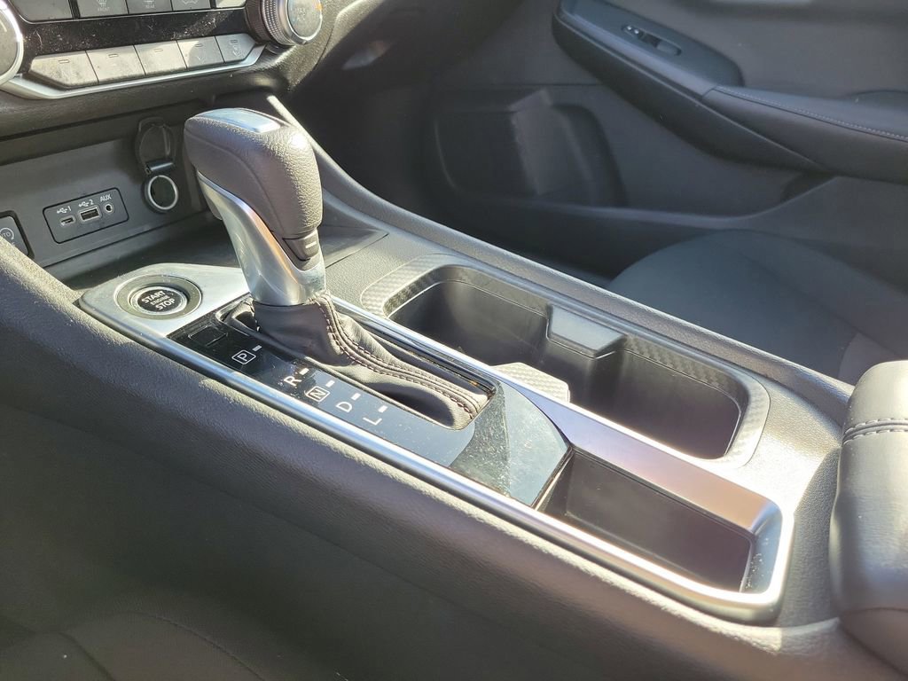 Used 2024 Nissan Sentra SV image 29