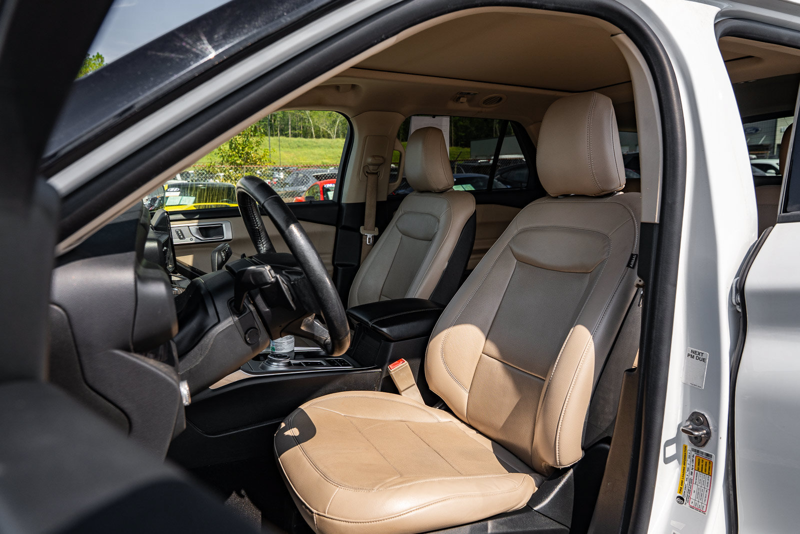 Certified 2020 Ford Explorer Limited RWD image 21