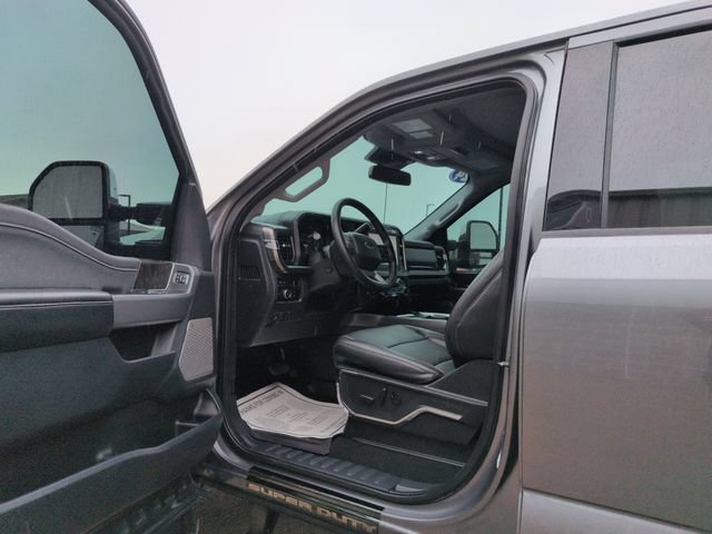 Certified 2024 Ford F450 Lariat w/ Lariat Ultimate Package AWD/4WD image 9