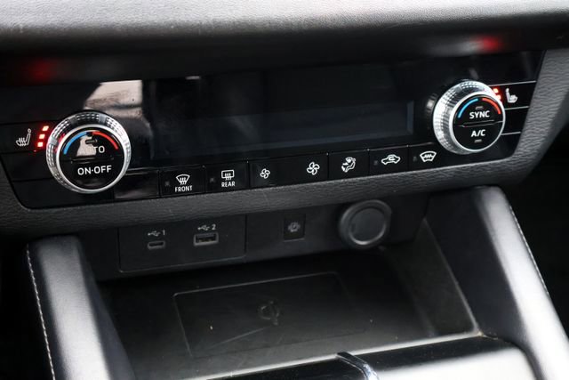 Used 2024 Mitsubishi Outlander SE image 8