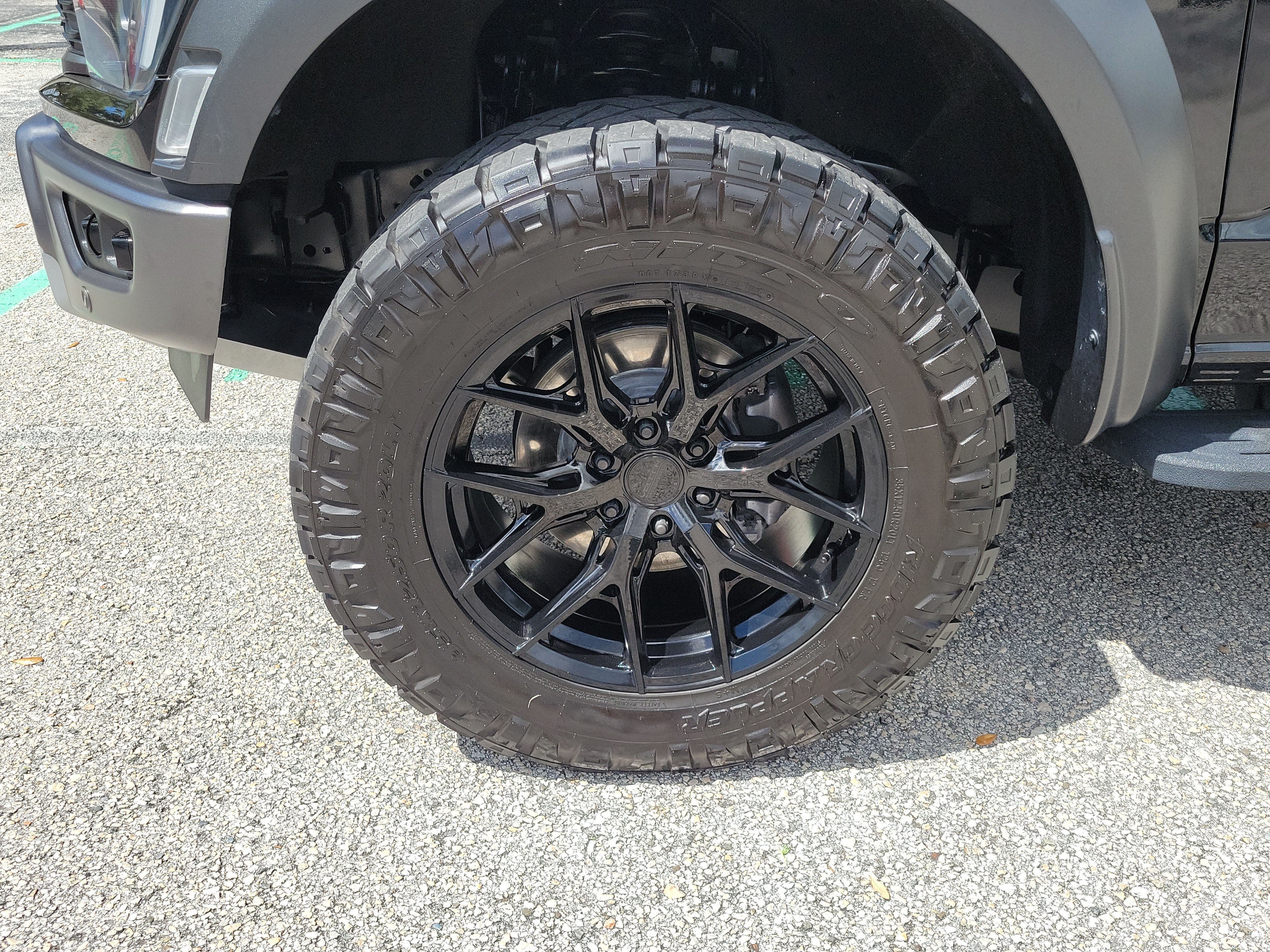 Certified 2023 Ford F150 Raptor AWD/4WD image 6