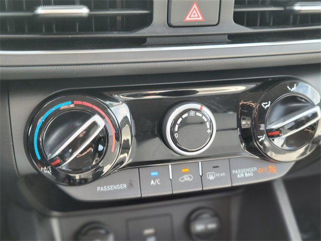 Used 2023 Hyundai Kona SEL image 28