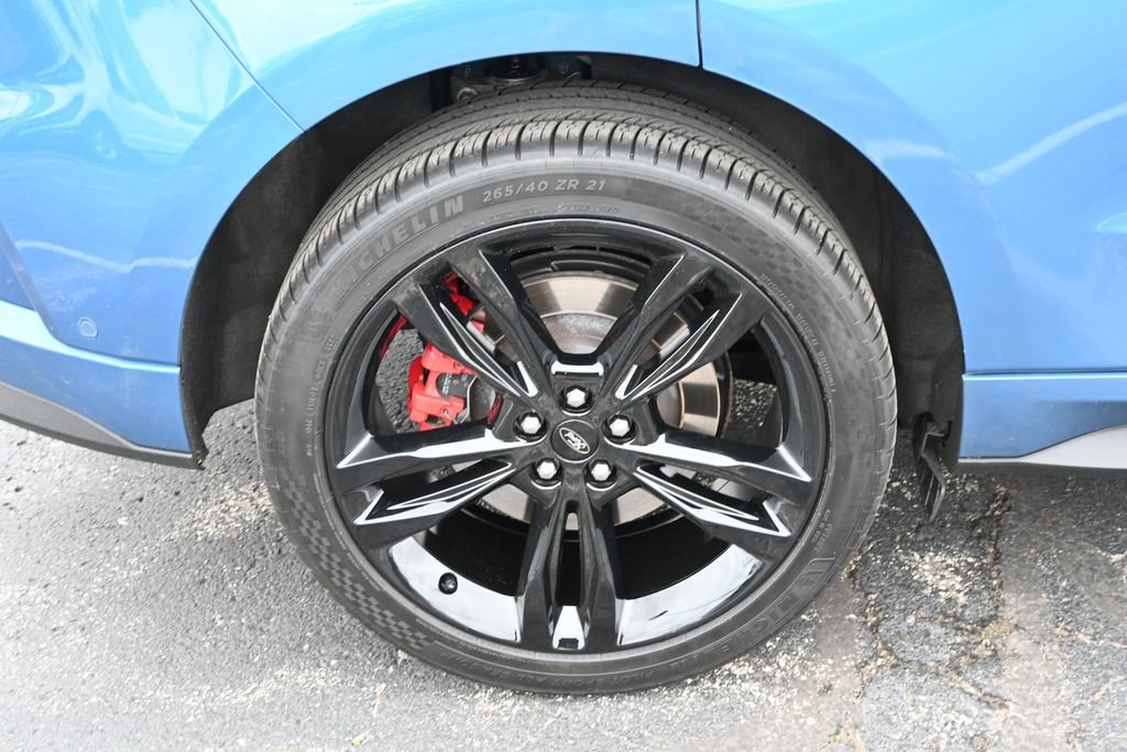 Certified 2019 Ford Edge ST w/ Equipment Group 401A AWD/4WD image 18