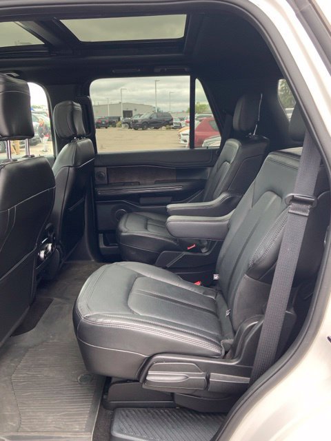 Certified 2019 Ford Expedition Limited w/ Equipment Group 302A AWD/4WD image 9