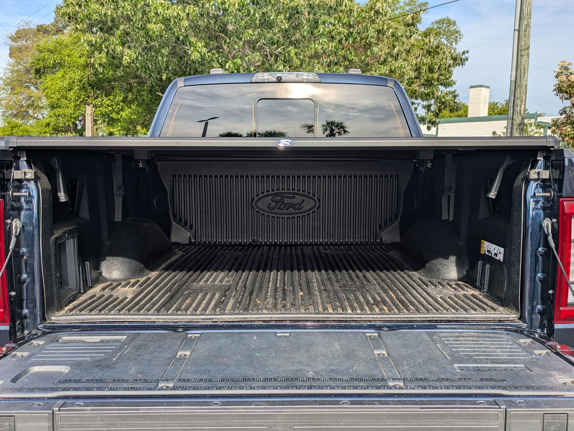 Certified 2023 Ford F150 Raptor w/ Blue Interior Package AWD/4WD image 17