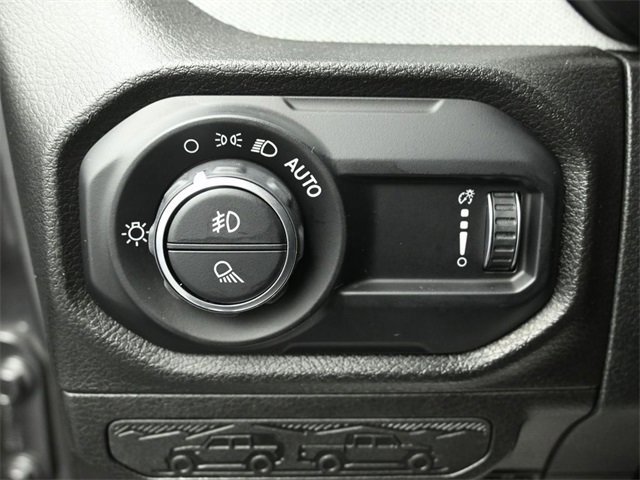 Used 2024 Jeep Gladiator Sport image 27