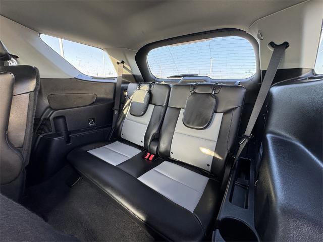 Certified 2022 Ford Explorer XLT w/ Equipment Group 202A image 16