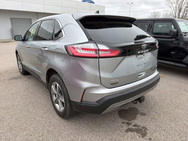 Certified 2022 Ford Edge SEL w/ Convenience Package AWD/4WD image 9