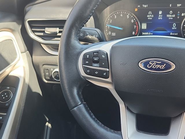 Certified 2022 Ford Explorer XLT w/ Equipment Group 202A image 14