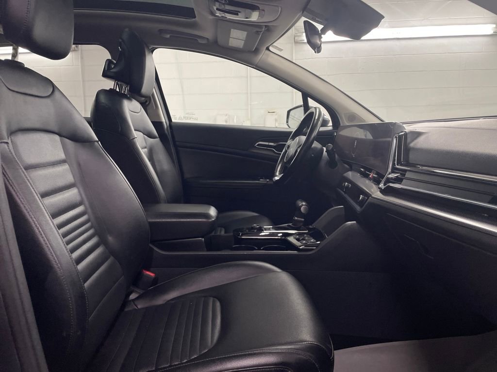 Used 2023 Kia Sportage SX image 31