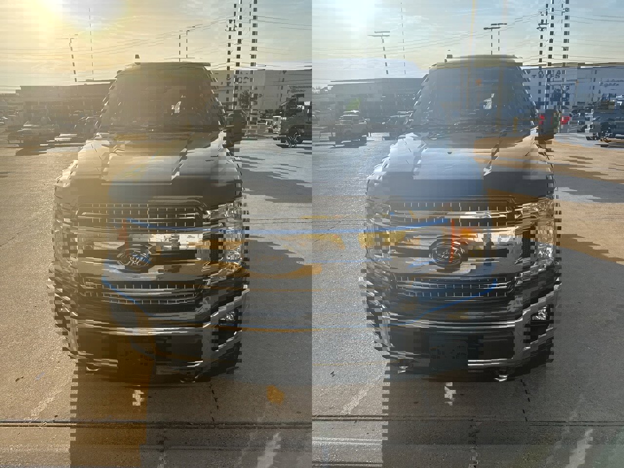 Certified 2019 Ford F150 XLT w/ Equipment Group 302A Luxury image 2