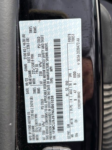 Certified 2022 Ford Escape Titanium w/ Class II Trailer Tow Package image 29