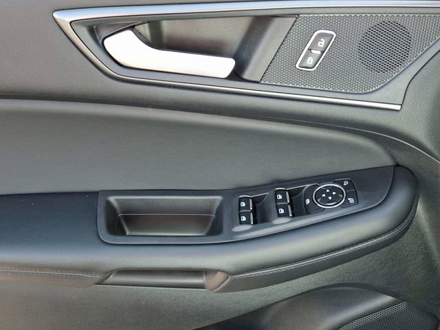 Certified 2023 Ford Edge SE image 13