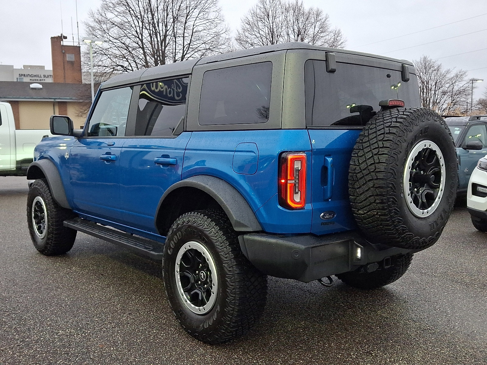 Certified 2023 Ford Bronco Outer Banks w/ Sasquatch Package image 5