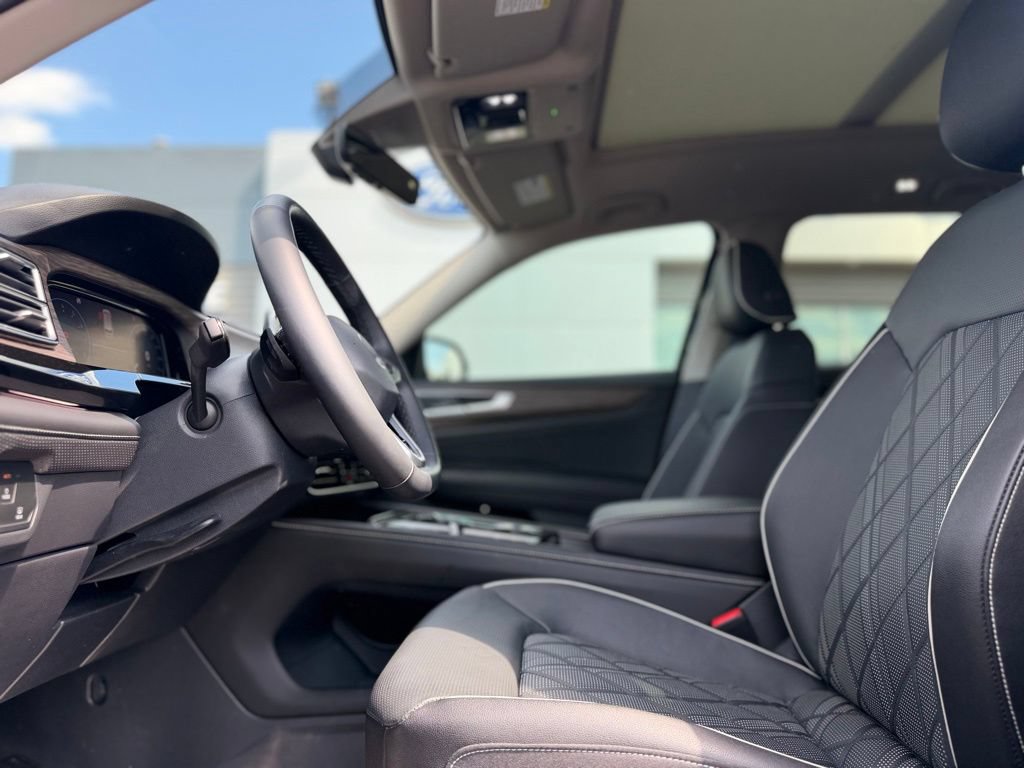 Used 2026 Volkswagen Atlas SEL Premium R-Line AWD/4WD image 16