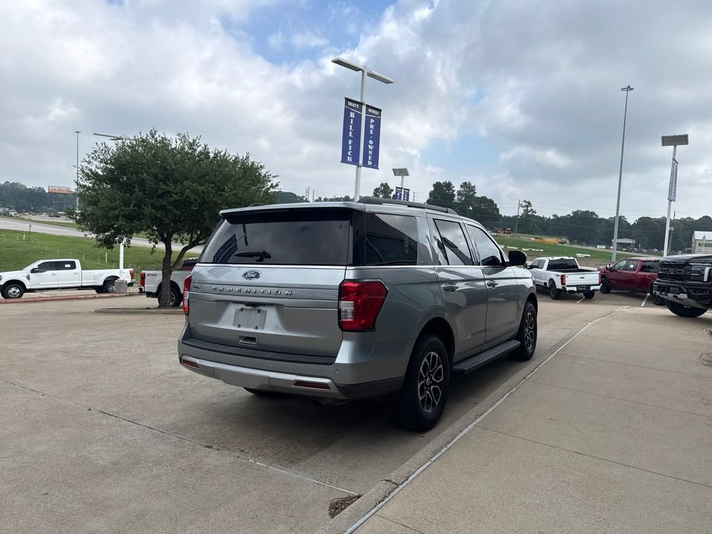 Certified 2024 Ford Expedition XLT RWD image 7
