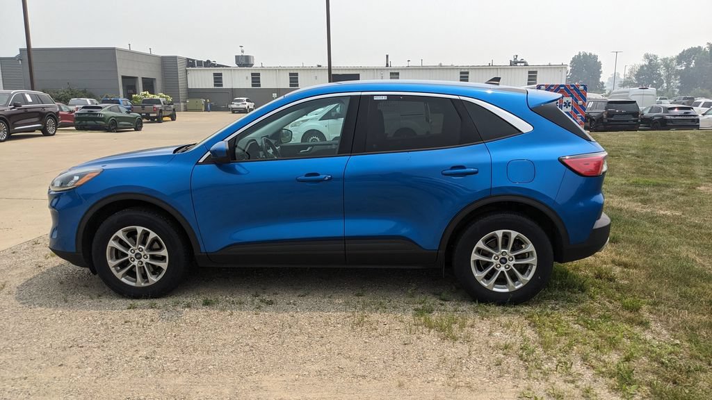 Certified 2021 Ford Escape SE w/ Cold Weather Package AWD/4WD image 6