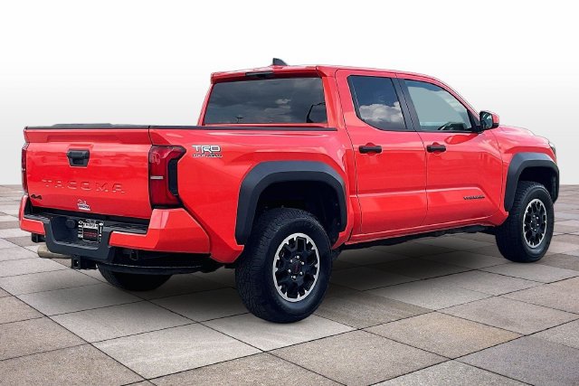 Used 2024 Toyota Tacoma TRD Off-Road AWD/4WD image 14