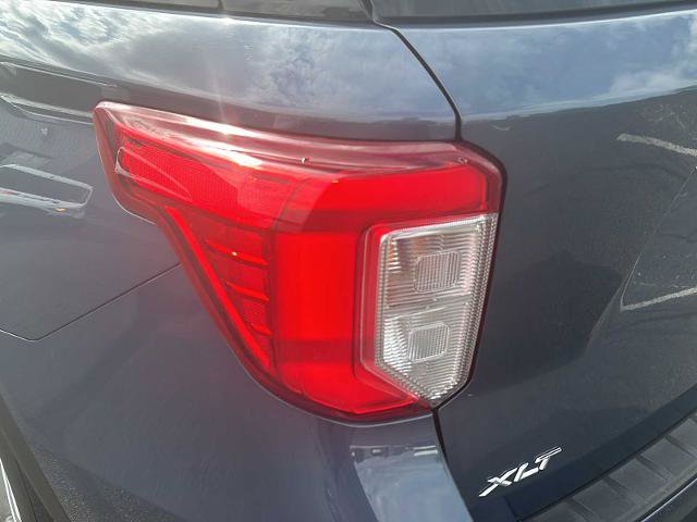 Certified 2021 Ford Explorer XLT w/ Class III Trailer Tow Package AWD/4WD image 30