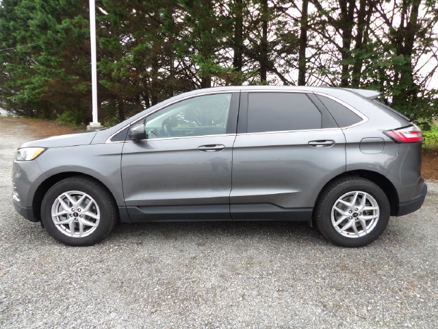 Certified 2024 Ford Edge SEL AWD/4WD image 2
