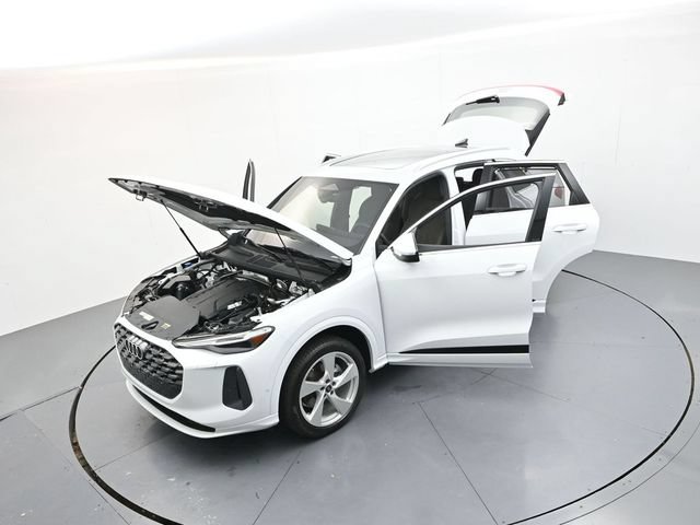 Used 2025 Audi Q5 Premium Plus AWD/4WD image 43