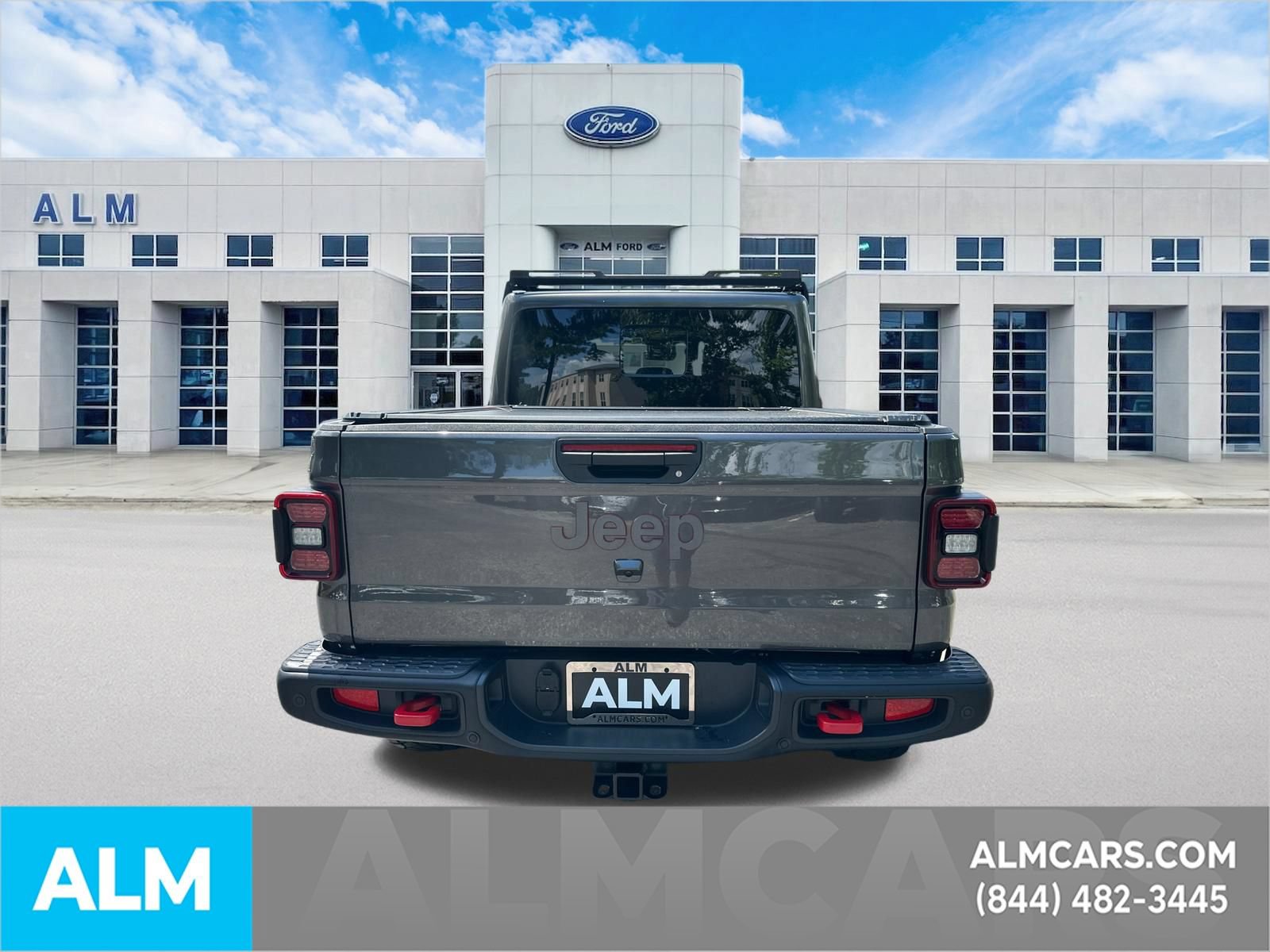 Used 2025 Jeep Gladiator Rubicon AWD/4WD image 6