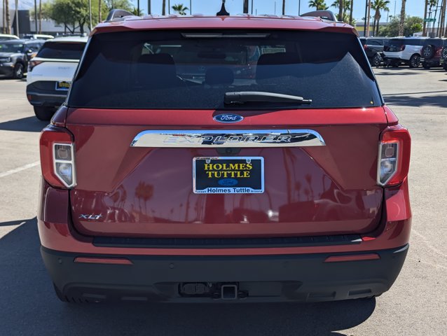 Certified 2024 Ford Explorer XLT w/ Class IV Trailer Tow Package RWD image 3