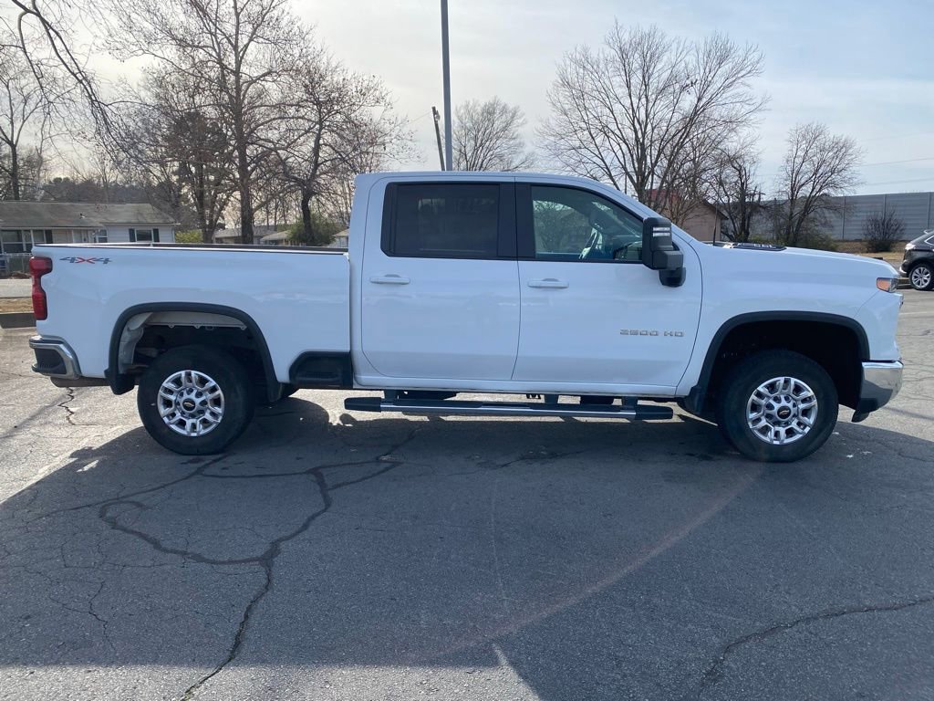 Used 2025 Chevrolet Silverado 2500 LT w/ Convenience Package image 6
