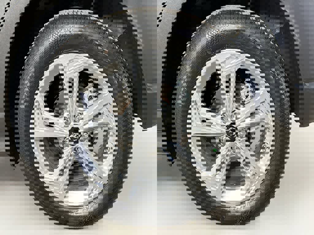 Used 2023 Hyundai Kona SEL image 8