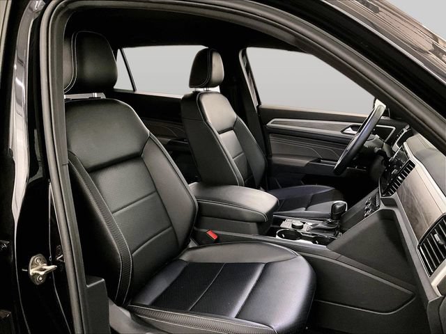 Used 2022 Volkswagen Atlas Cross Sport SE AWD/4WD image 7