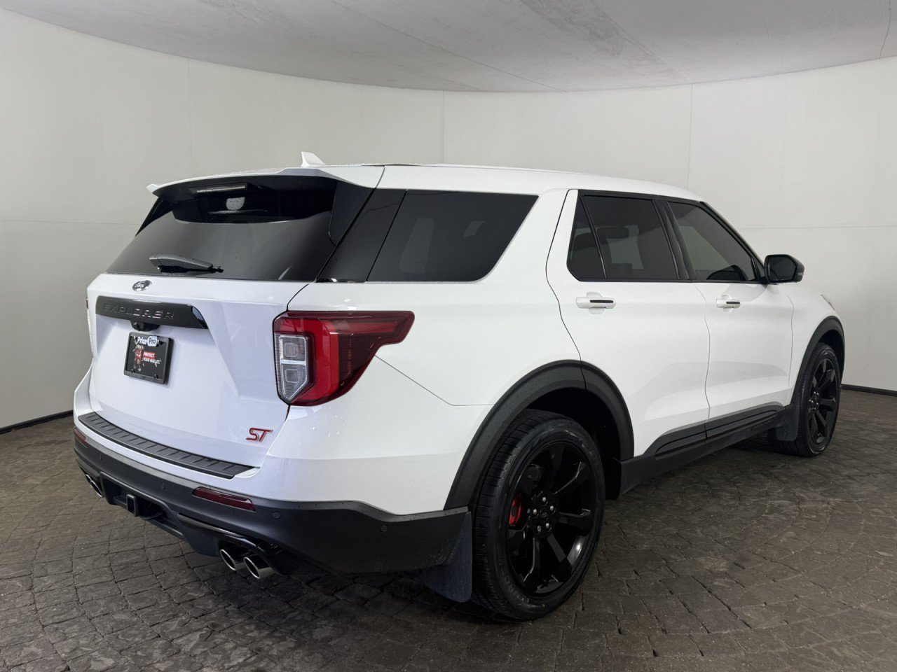 Certified 2021 Ford Explorer ST w/ Equipment Group 401A AWD/4WD image 9
