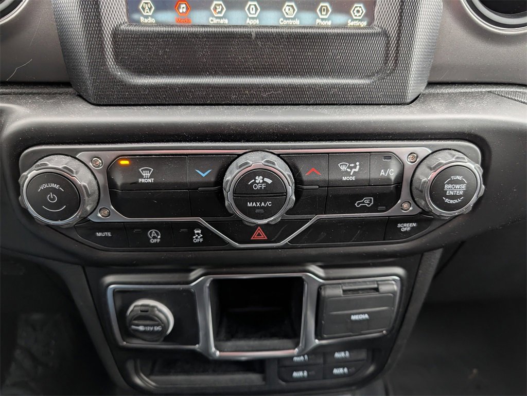 Used 2022 Jeep Gladiator Sport image 17