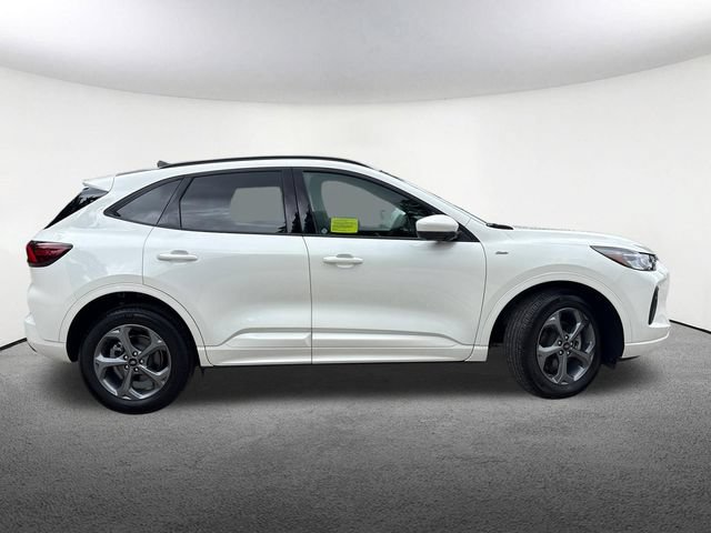 Certified 2023 Ford Escape ST-Line Select w/ Tech Pack #2 AWD/4WD image 18