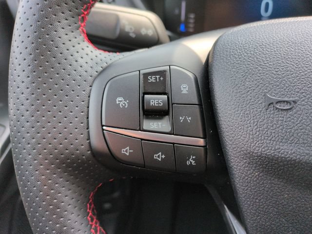 Certified 2024 Ford Escape ST-Line w/ Tech Pack #1 AWD/4WD image 33