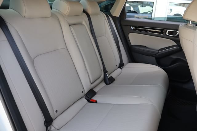 Used 2023 Honda Civic Touring image 28