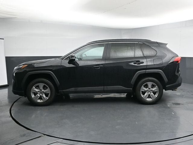Used 2023 Toyota RAV4 XLE AWD/4WD image 6