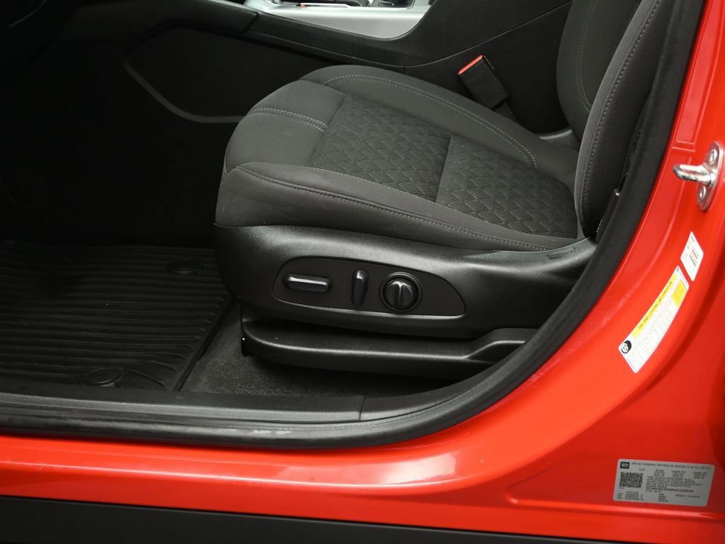 Used 2022 Chevrolet Blazer LT image 36